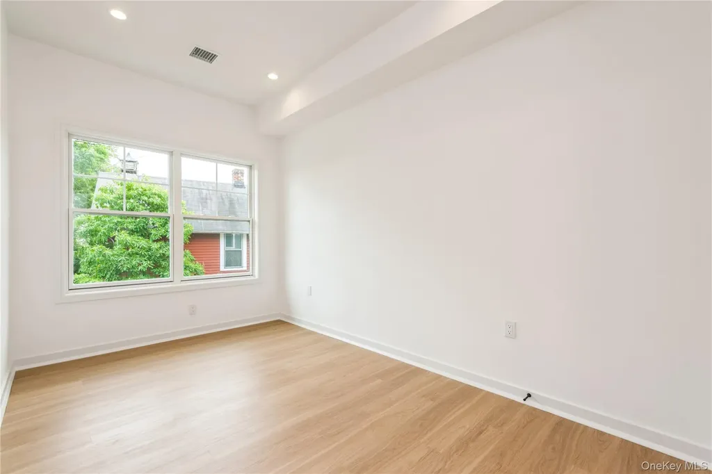 418 Atlantic Avenue Oceanside NY 11572