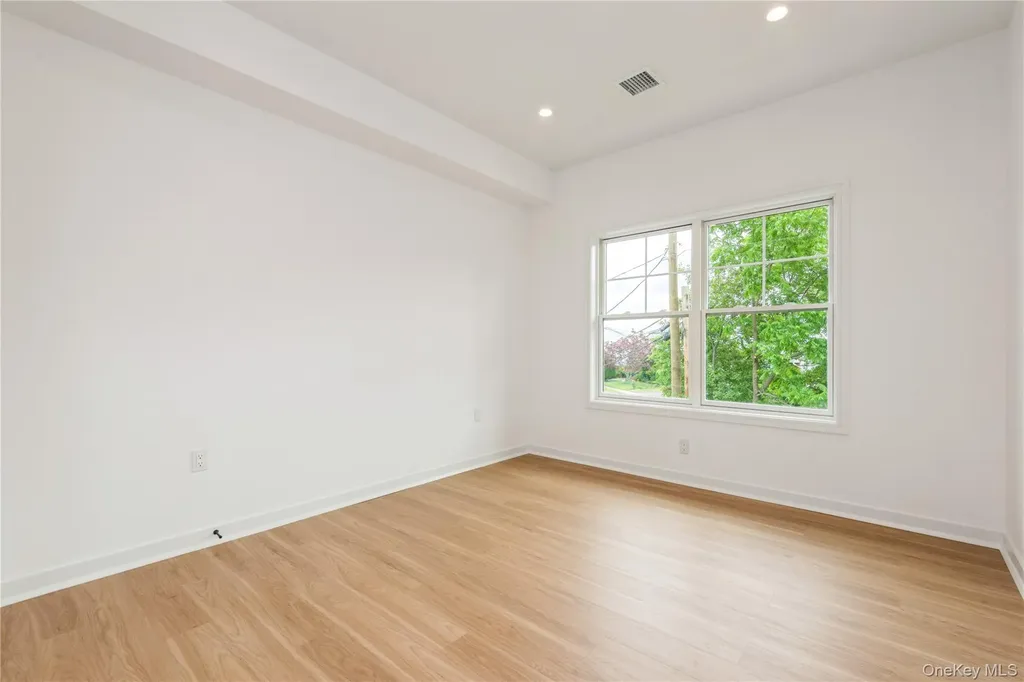 418 Atlantic Avenue Oceanside NY 11572