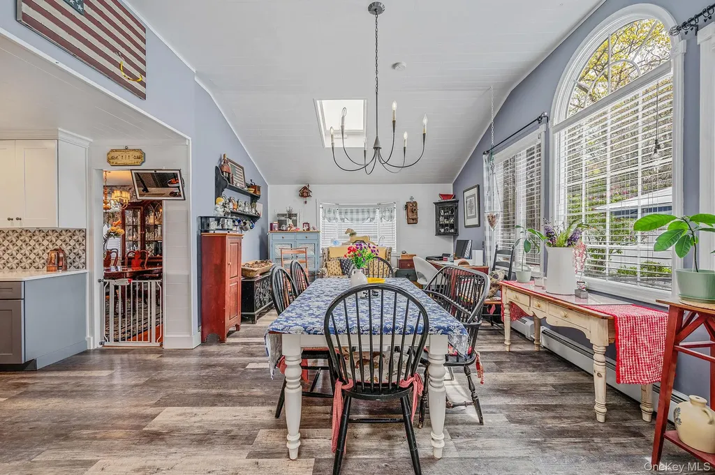 8 Whisper Lane Smithtown NY 11787