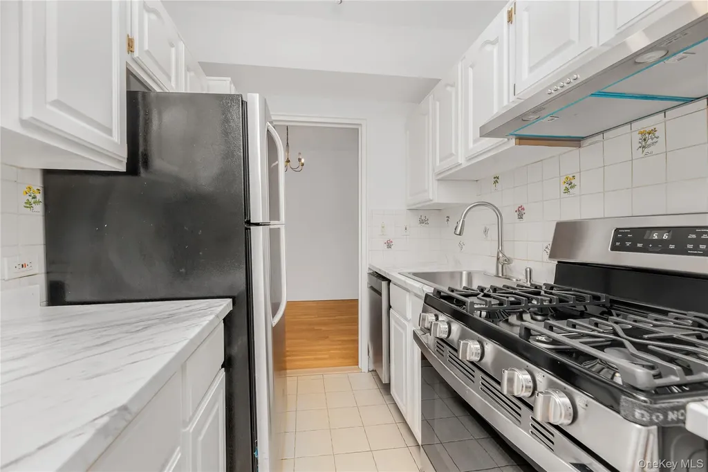 766 Palmer Road Bronxville NY 10708