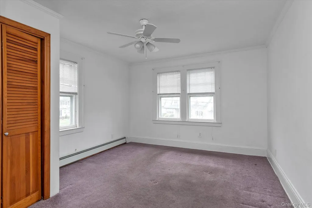 154 Rocklyn Avenue Lynbrook NY 11563