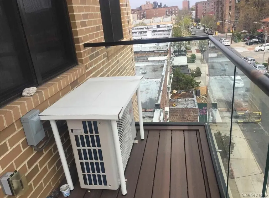 4226 147th Street Flushing NY 11355