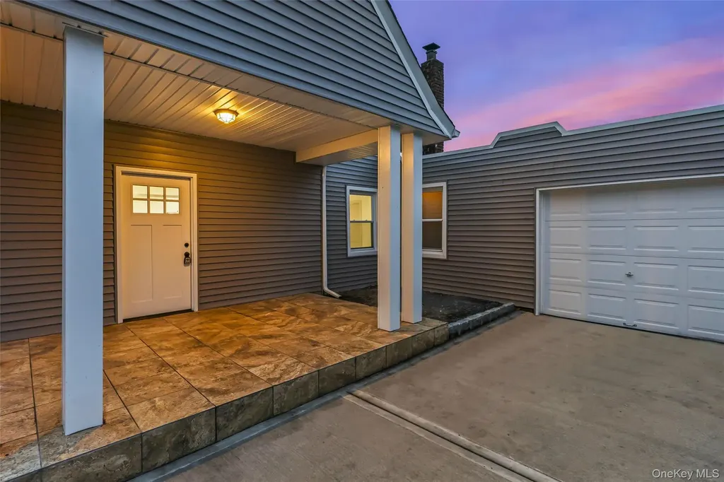 3322 Parkway Drive Baldwin Harbor NY 11510
