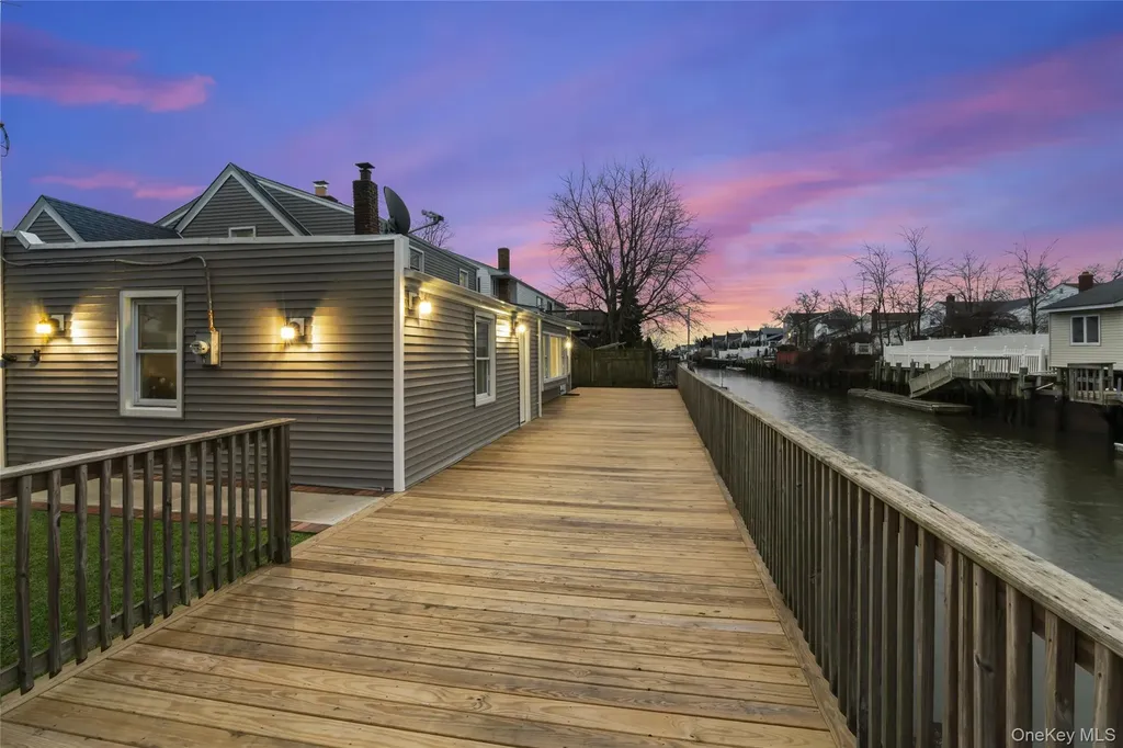 3322 Parkway Drive Baldwin Harbor NY 11510