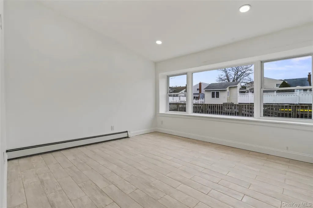 3322 Parkway Drive Baldwin Harbor NY 11510