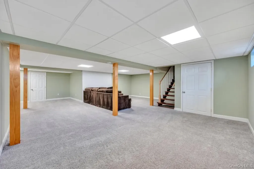 3685 Prairie Path Bethpage NY 11714