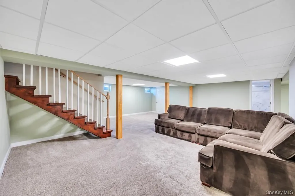 3685 Prairie Path Bethpage NY 11714