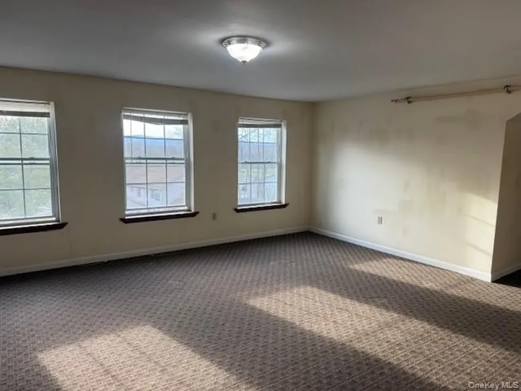 94 Old Post Road Wappingers Falls NY 12590