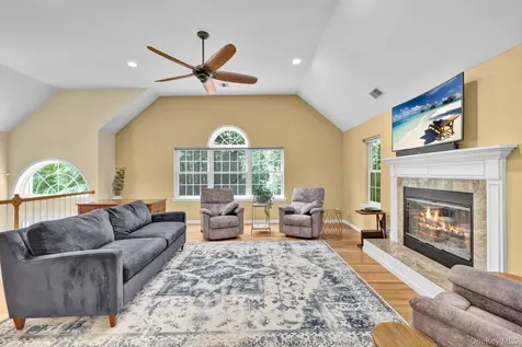 36 Front Street Mahopac NY 10541