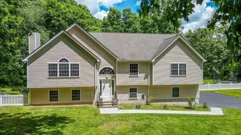 36 Front Street Mahopac NY 10541