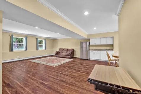 36 Front Street Mahopac NY 10541