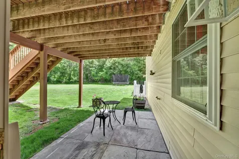 36 Front Street Mahopac NY 10541
