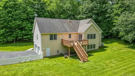 36 Front Street Mahopac NY 10541