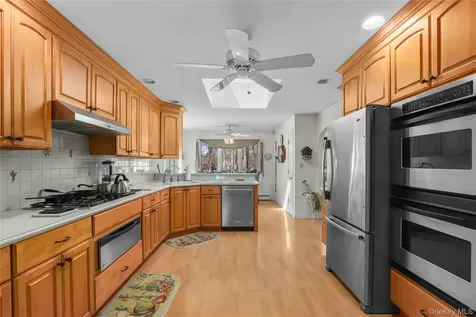 2378 Pine Grove Court Yorktown Heights NY 10598