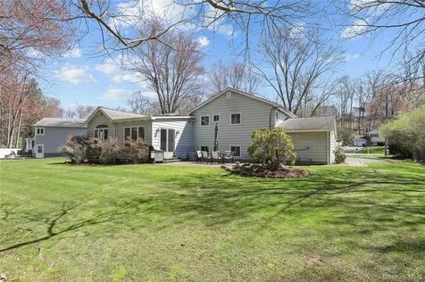 2378 Pine Grove Court Yorktown Heights NY 10598