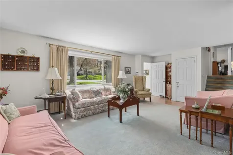 2378 Pine Grove Court Yorktown Heights NY 10598