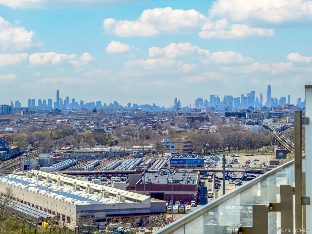13101 40th Road Flushing NY 11354