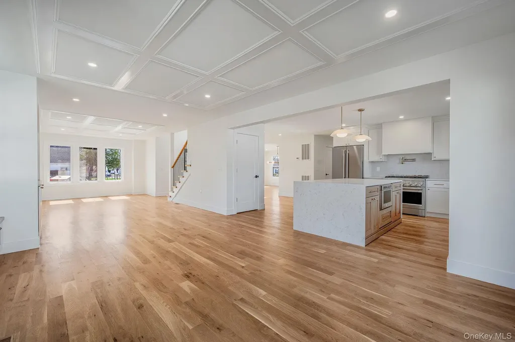 31 Libby Avenue Hicksville NY 11801