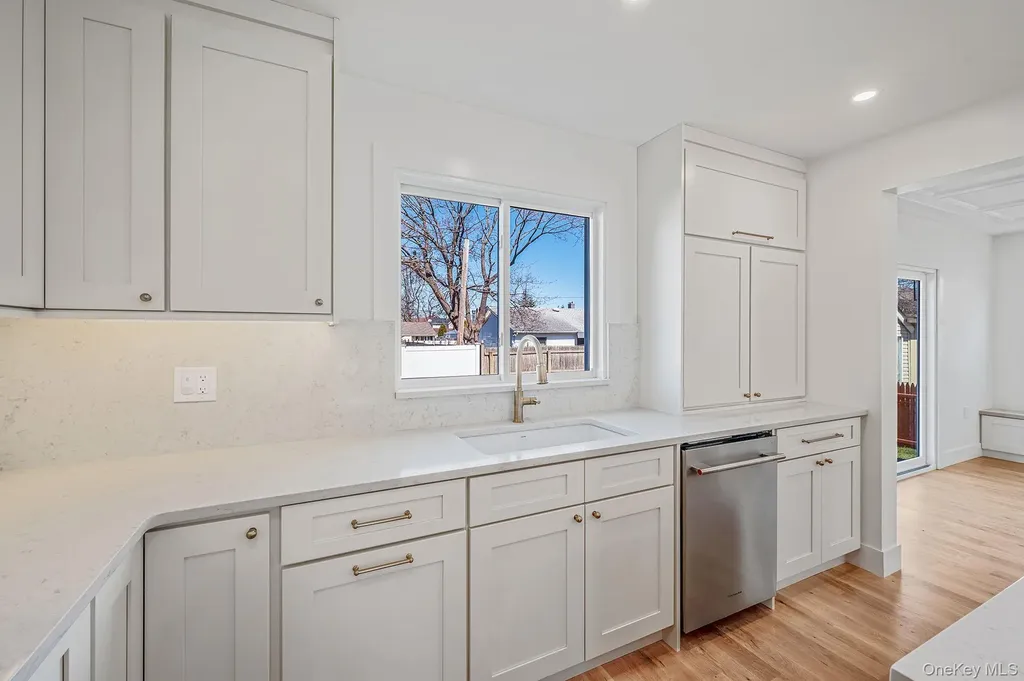 31 Libby Avenue Hicksville NY 11801