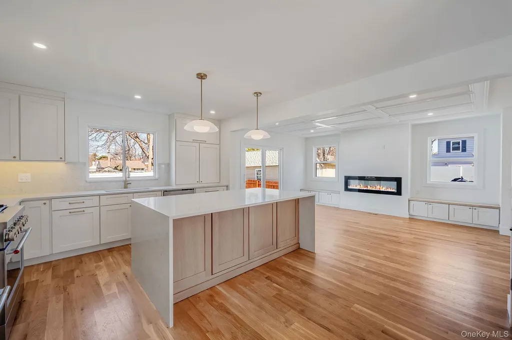 31 Libby Avenue Hicksville NY 11801