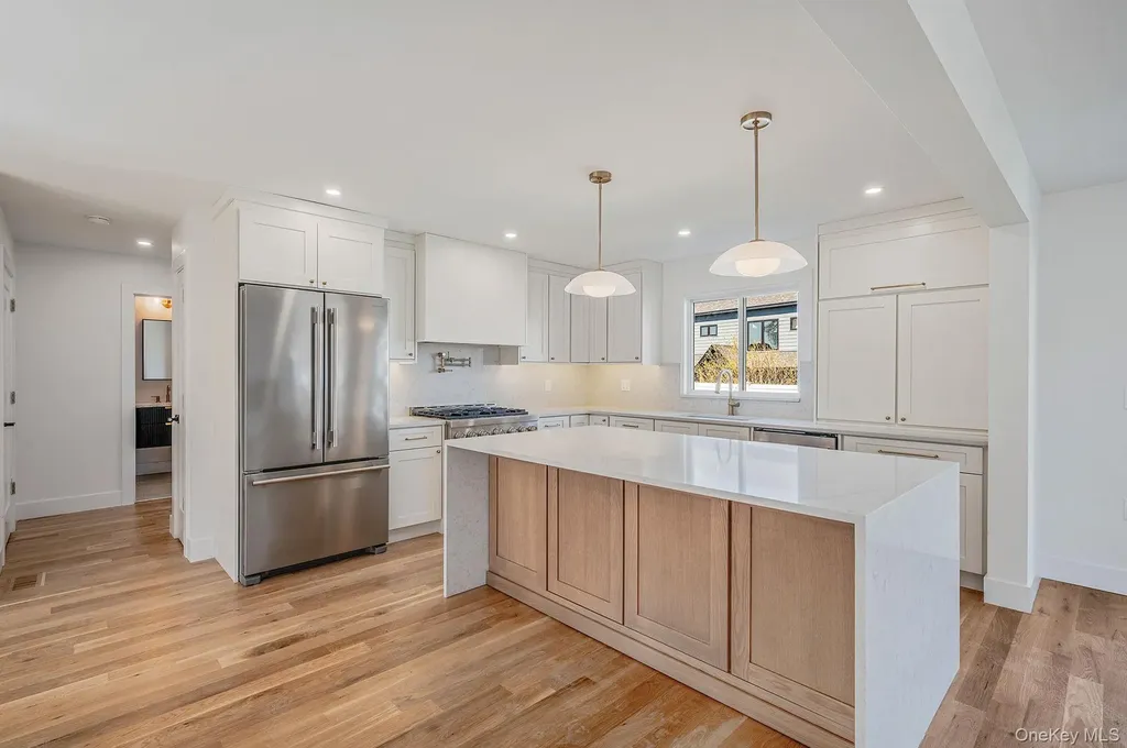 31 Libby Avenue Hicksville NY 11801