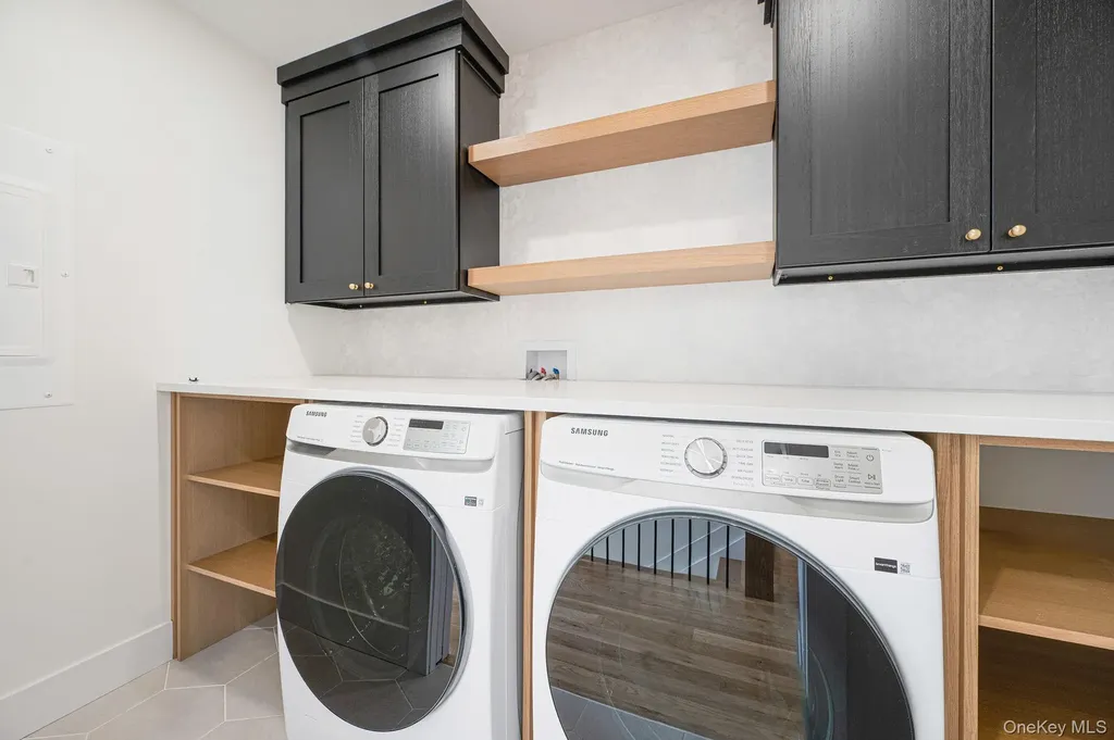 31 Libby Avenue Hicksville NY 11801