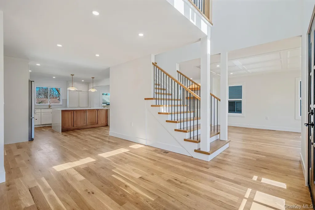 31 Libby Avenue Hicksville NY 11801