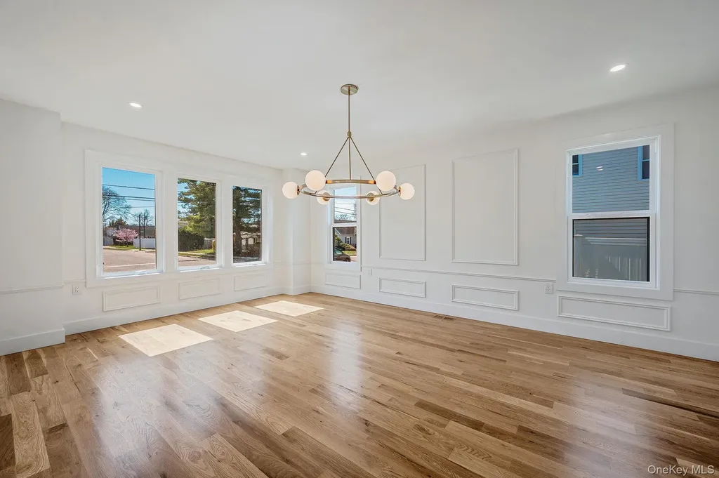 31 Libby Avenue Hicksville NY 11801