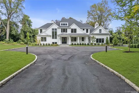 38 Cow Neck Road Sands Point NY 11050