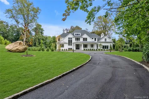 38 Cow Neck Road Sands Point NY 11050