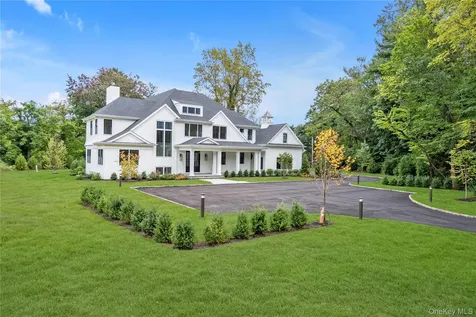 38 Cow Neck Road Sands Point NY 11050