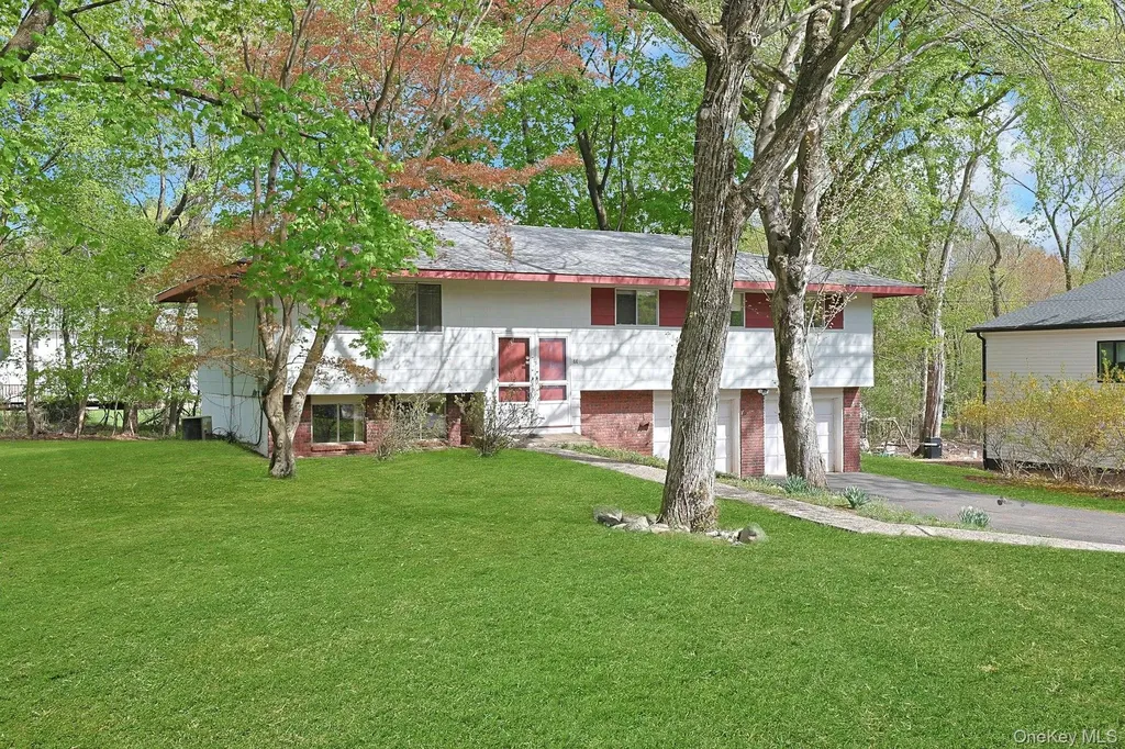 44 N Southgate Drive Spring Valley NY 10977