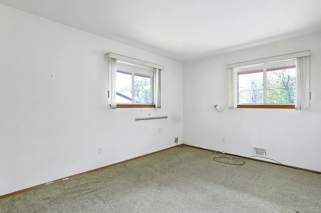 44 N Southgate Drive Spring Valley NY 10977