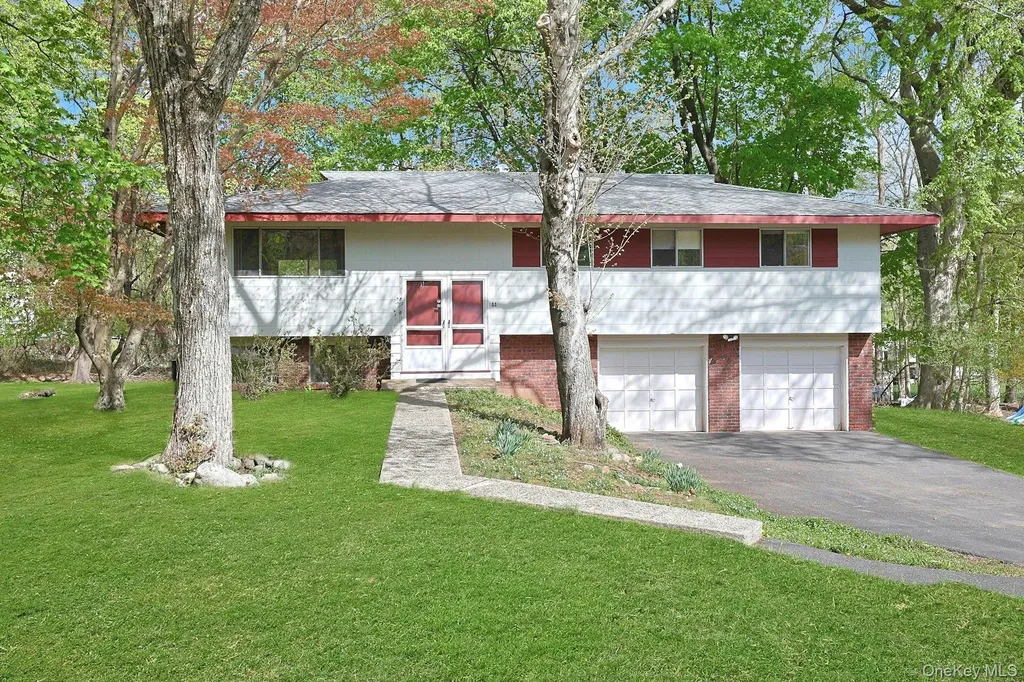 44 N Southgate Drive Spring Valley NY 10977