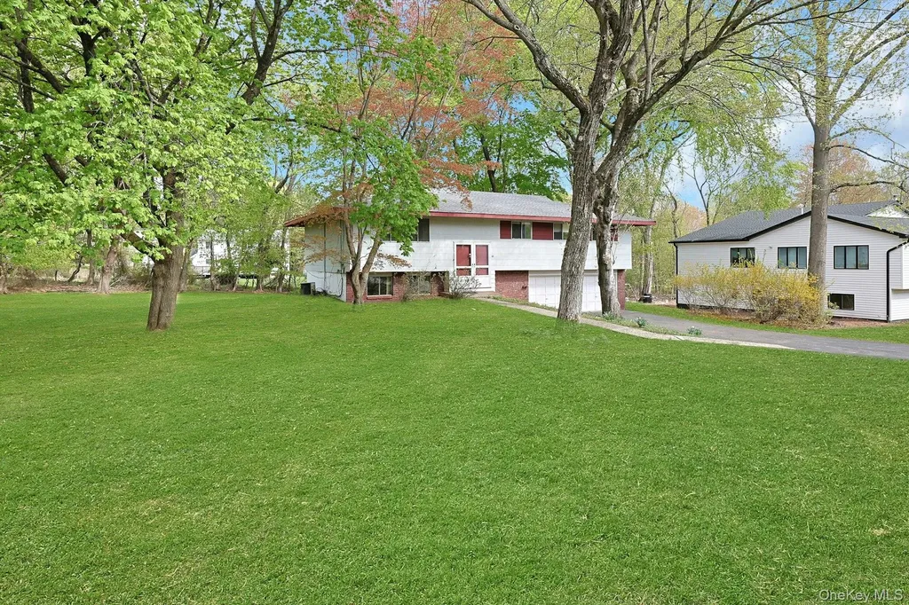 44 N Southgate Drive Spring Valley NY 10977
