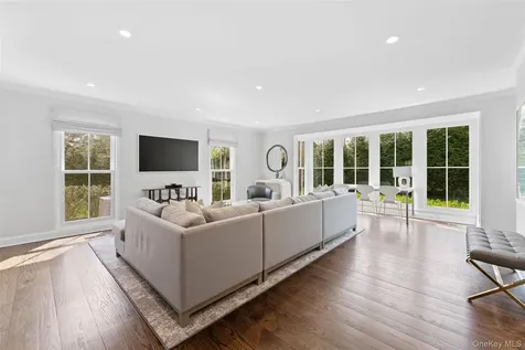 12 Vernon Road Scarsdale NY 10583