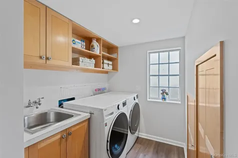 12 Vernon Road Scarsdale NY 10583