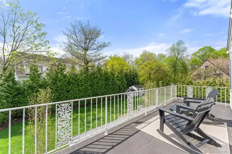 12 Vernon Road Scarsdale NY 10583