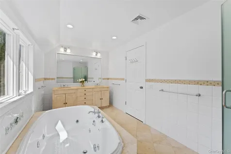 12 Vernon Road Scarsdale NY 10583