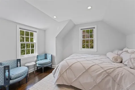 12 Vernon Road Scarsdale NY 10583