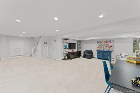 12 Vernon Road Scarsdale NY 10583
