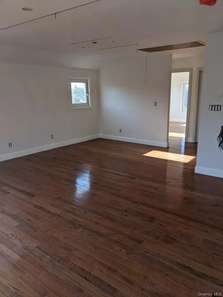 102-31 164th Avenue Howard Beach NY 11414
