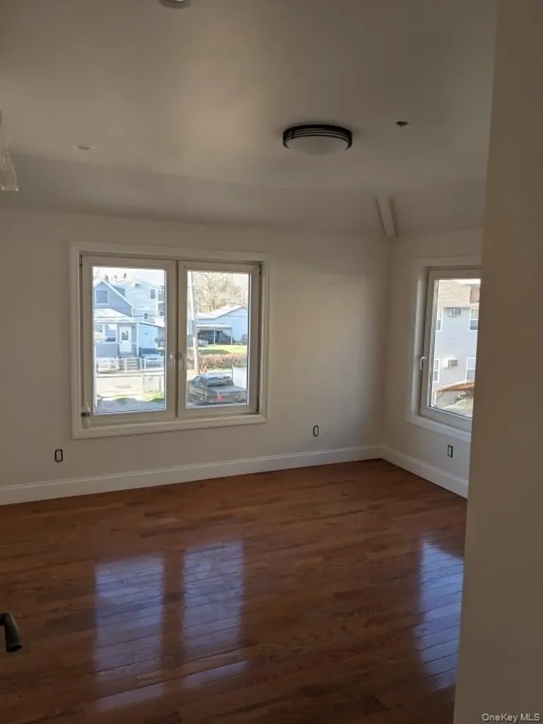 102-31 164th Avenue Howard Beach NY 11414