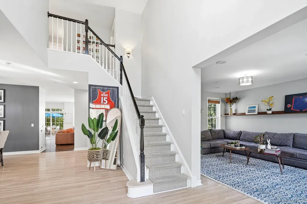 2 Legendary Circle Rye Brook NY 10573