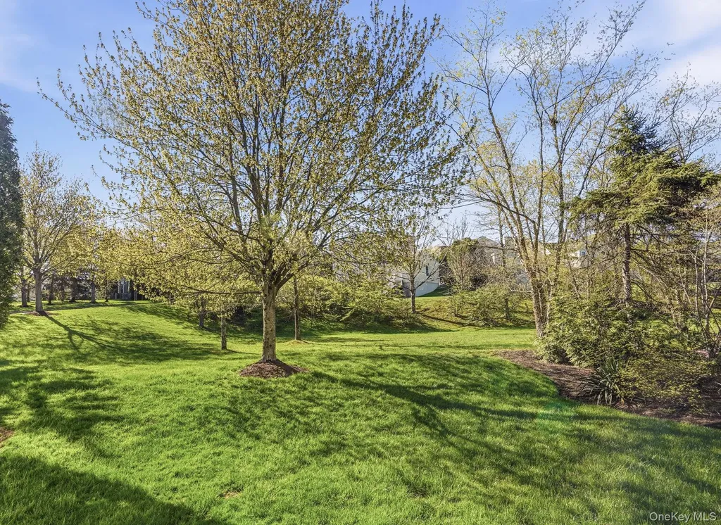 2 Legendary Circle Rye Brook NY 10573