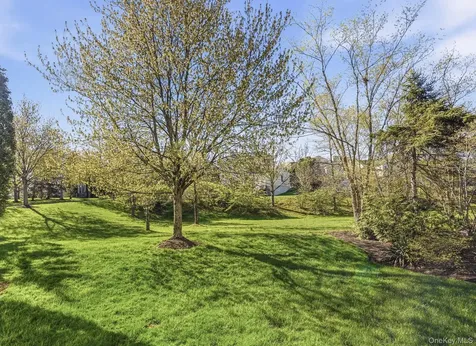 2 Legendary Circle Rye Brook NY 10573