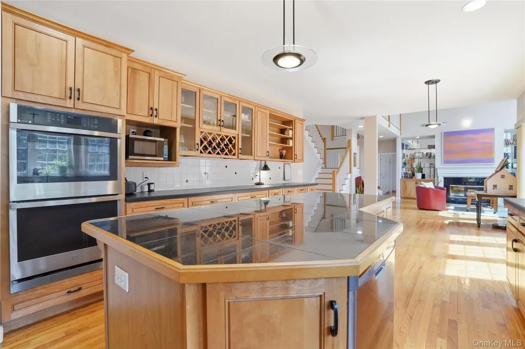 45 Tall Oaks Drive Kingston NY 12401