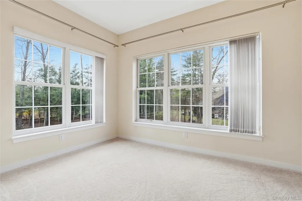 45 Tall Oaks Drive Kingston NY 12401