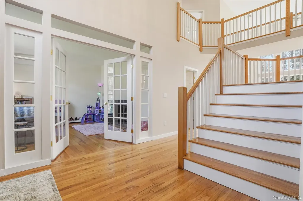 45 Tall Oaks Drive Kingston NY 12401