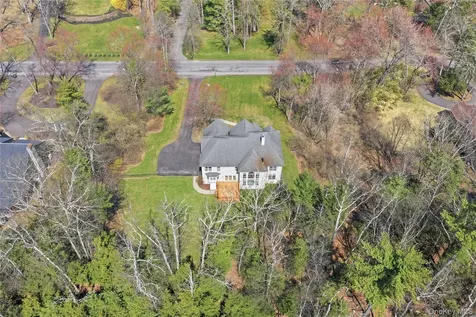 45 Tall Oaks Drive Kingston NY 12401